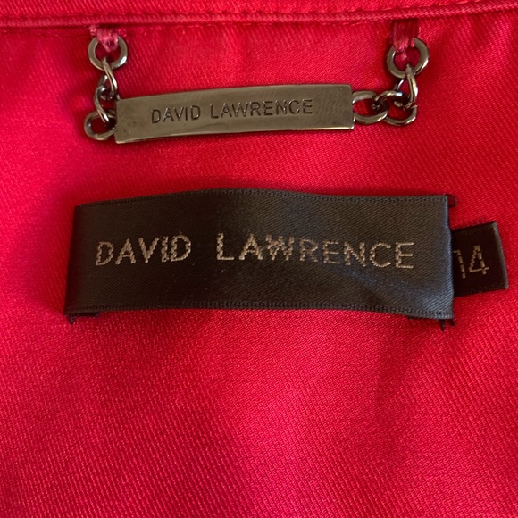 David Lawrence 🍒 Red Trench - Picture 14 of 16